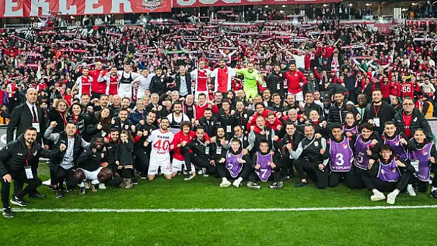 Yüksel Yıldırım: 'Efsane takım kaldığı yerden Süper Lig'e devam edecek'