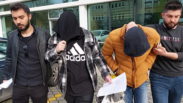 Samsun'da uyuşturucu ticaretinden 1'i yabancı uyruklu 2 kişi tutuklandı