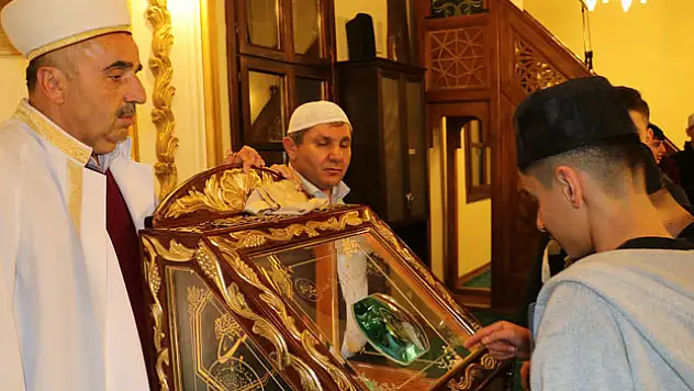 Havza'da Sakal-ı Şerif ziyarete açıldı