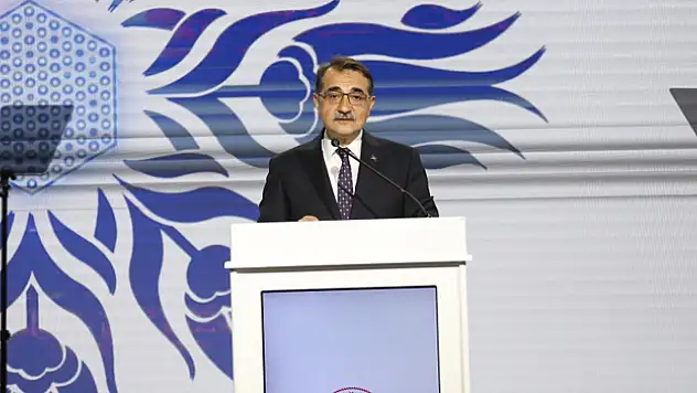 Bakan Dönmez: '35 milyon ton karbon salımının önüne geçmiş olacağız'