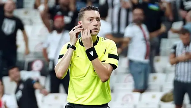 Sivasspor - Fenerbahçe maçını Zorbay Küçük yönetecek