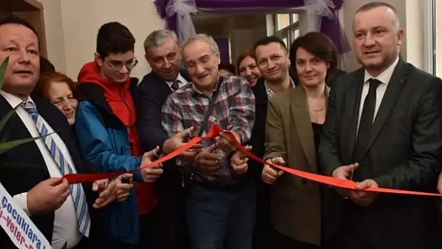 Eğitim hayatına başladığı okulda anısı yaşayacak