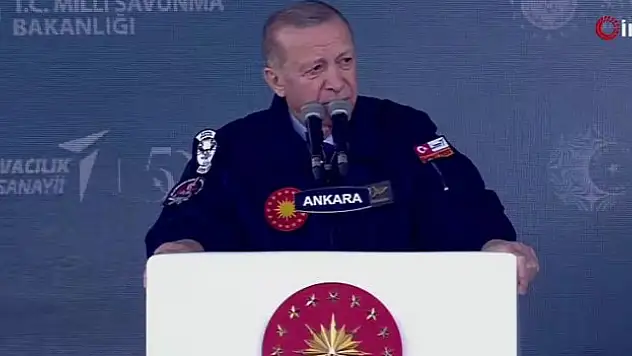 Cumhurbaşkanı Erdoğan yerli savaş uçağının adının 'KAAN' olduğunu açıkladı