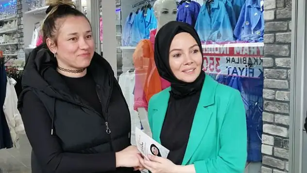 AK Parti Milletvekili Adayı Ebru Saraçoğlu, kadın çalışanlarla buluştu