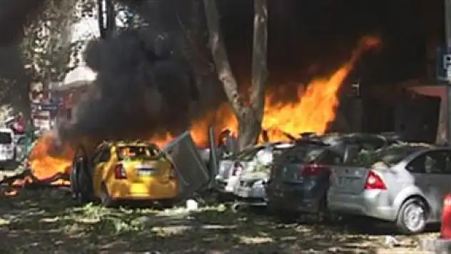 Ankara'da Patlama: 3 Ölü, 15 Yaralı