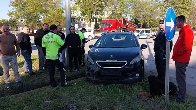 Samsun'da otomobil ile ticari taksi çarptı: 1 yaralı