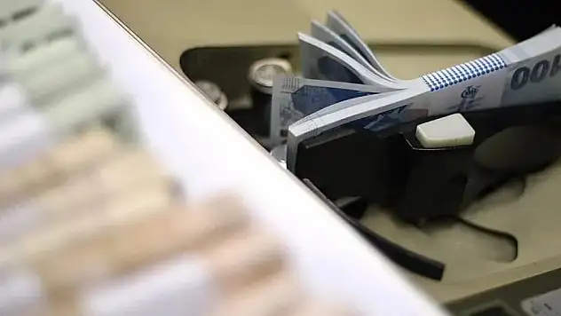 Deprem bölgesindeki KOBİ'lere 75 bin liraya kadar destek verilecek