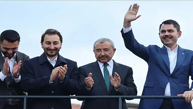 Bakan Murat Kurum: 1 yıl içerisinde 319 bin konutumuzu inşa ederek teslim edeceğiz