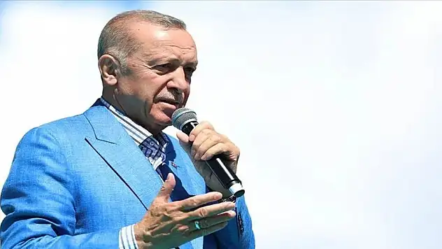 Küçük esnafımızın prim ödeme gün sayısını 7200 güne indiriyoruz