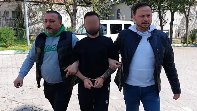 Samsun'da otomobile silahlı saldırı düzenleyip bir kişiyi yaralayan şahıs yakalandı