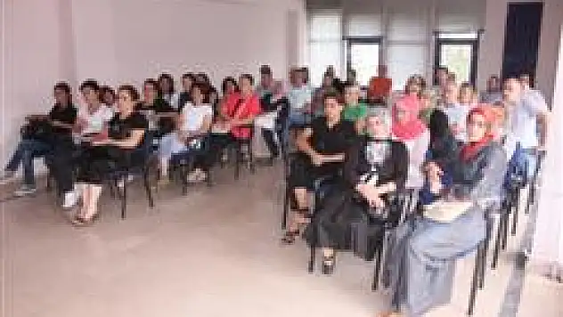 Olimpik Sporcu Takip Merkezi Veli Toplantısı Yaptı