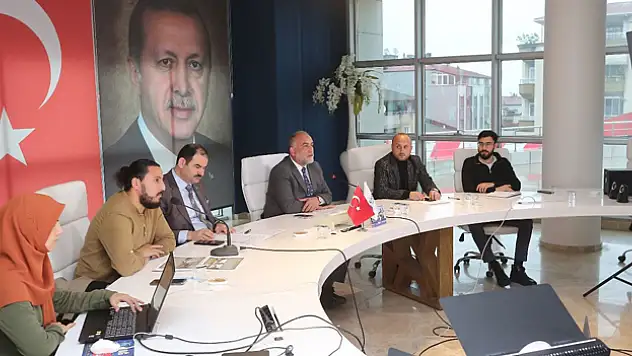 Sandıkçı: 'Örnek projeler hayata geçiriyoruz'