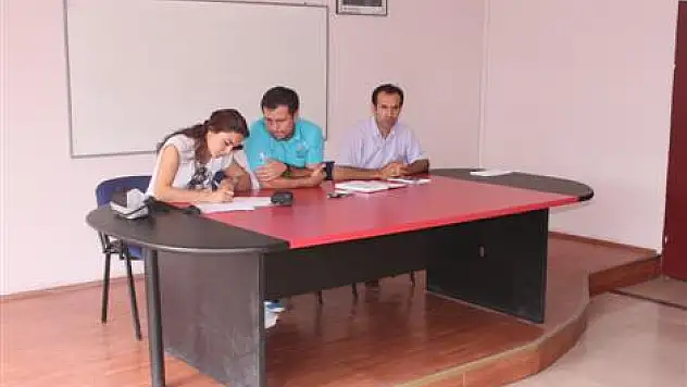 Olimpik Sporcu Takip Merkezi Veli Toplantısı Yaptı