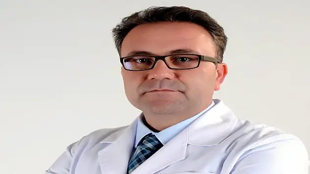 Yazın artan varis hastalığından 15 dakikalık kapalı operasyonla kurtulma imkanı