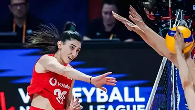 A Milli Kadın Voleybol Takımı, Sırbistan'a kaybetti