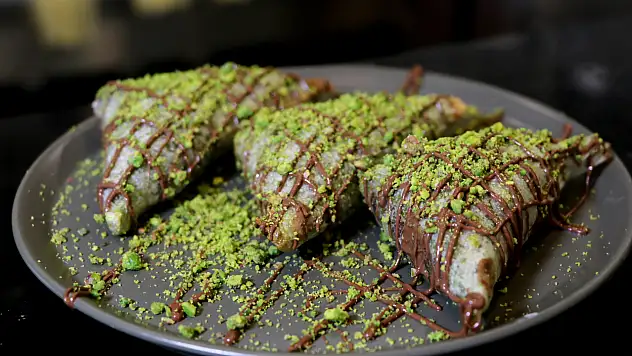 Adana'nın Yeni Lezzeti: 'Adana Bombası'