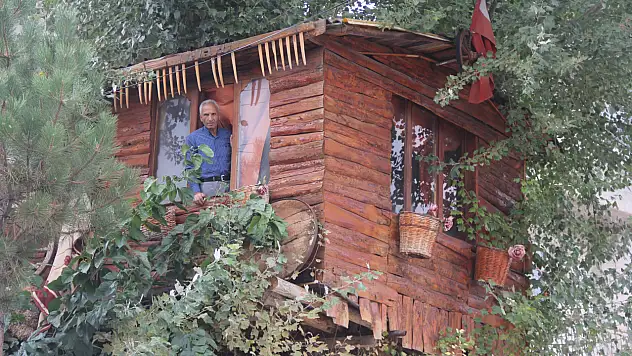 Ağaç Ev, bir aşkın ve acının hikâyesi