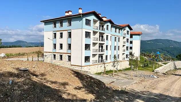Aileler için yapılan konutlar tamamlandı