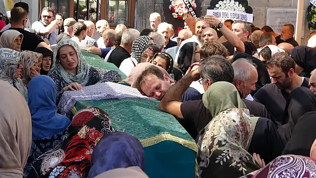 Aileyi Yok Eden Katil, Cezaevinde İntihar Etti