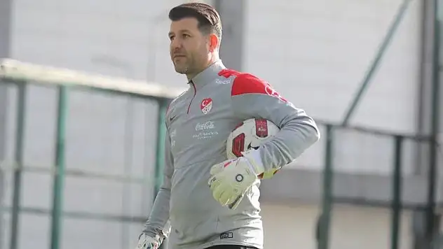 Altın Eldivenler Kaleci Okulu Marka Tescil Başvurusu Yapıldı