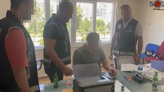 Antalya'da rüşvet operasyonu