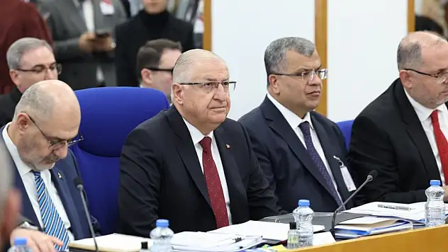 'Askeri Hastanelerin açılması için yoğun mesai harcıyoruz'