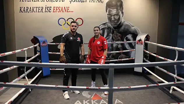 Avrupa Şampiyonu milli boksör Ayşenur Karaoğlan'ın hedefi olimpiyat madalyası
