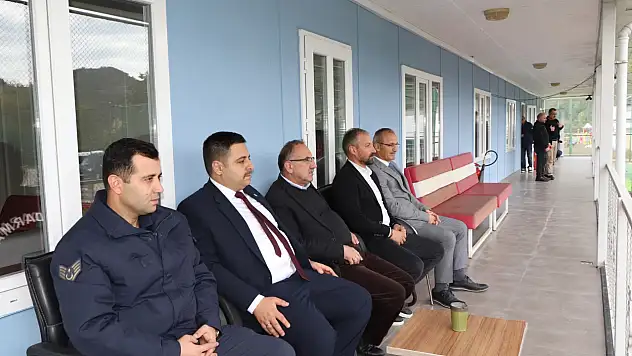 Ayvacık'ta 29 Ekim coşkusu sporla taçlandı