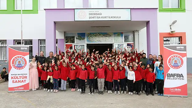 'Mutluluklar Prensesi' minik izleyicilerle buluştu