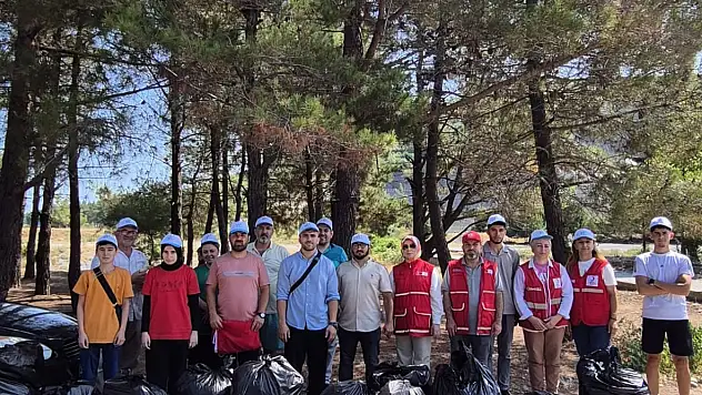 Bafra'da TÜGVA'dan temizlik rüzgarı