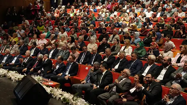 Bakan Bayraktar Samsun'da enerji yatırımlarını anlattı