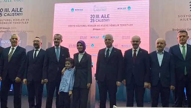 Bakan Göktaş: 'Aileyi korumak, gelecek nesillere karşı sorumluluğumuzdur'