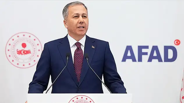 Bakan Yerlikaya'dan  6.1 Büyüklüğünde Depremle ilgili ilk açıklama