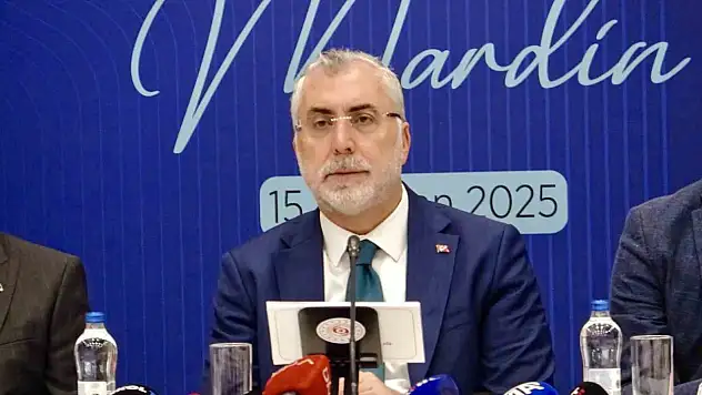 Bakanı Işıkhan medya temsilcileriyle buluştu