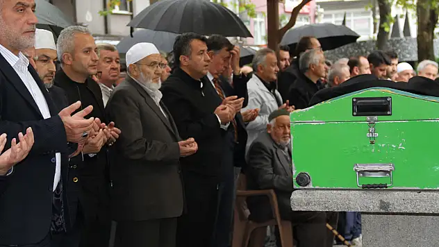 Başkan Doğan'ın acı günü: Dede Doğan son yolculuğuna uğurlandı