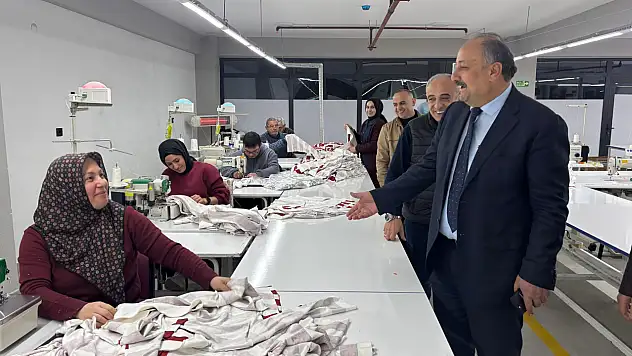 Başkan Karaca'dan Tekstil Fabrikasına Ziyaret