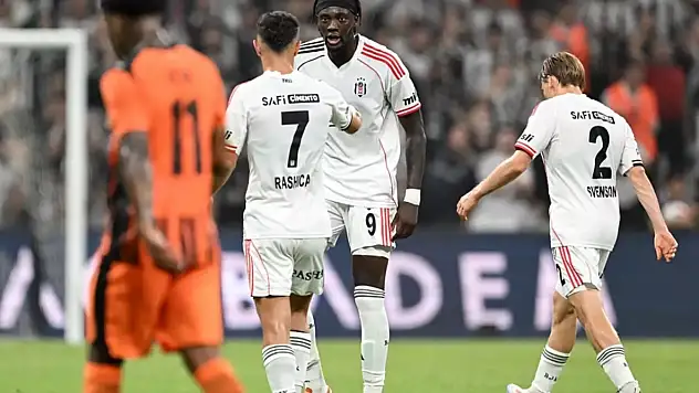 Beşiktaş taraftarından Rashica'ya büyük tepki