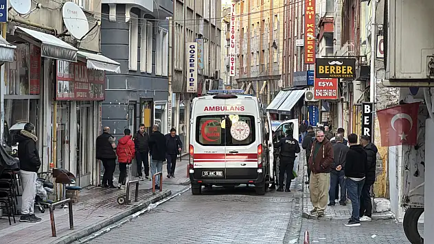 Bıçaklı Kavga: 2 Yaralı