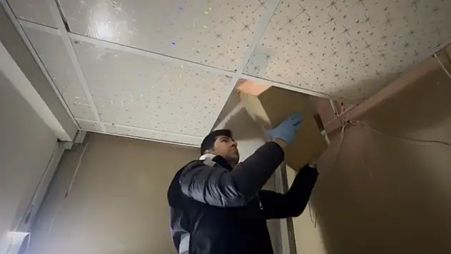 Binlerce Makaron Ele Geçirildi