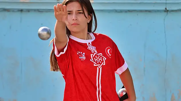 Bocce Milli Sporcusu Yağmur Tosun, Dünya Üçüncüsü Oldu