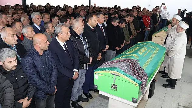 Bozkurt'ta Kaybolan Anne ve Oğlu Toprağa Verildi