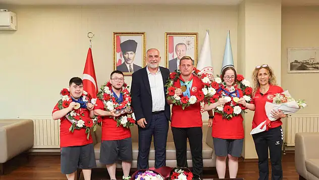 Canikli Sporcular Avrupa Şampiyonu