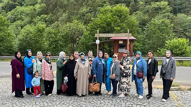 Çarşamba Ev Hanımları Derneği'nden Karadeniz'e Açılan Anlamlı Gezi
