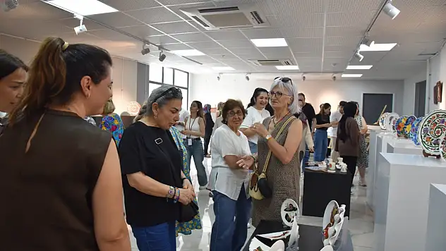 'Çini Kursu Yıl Sonu Sergisi'