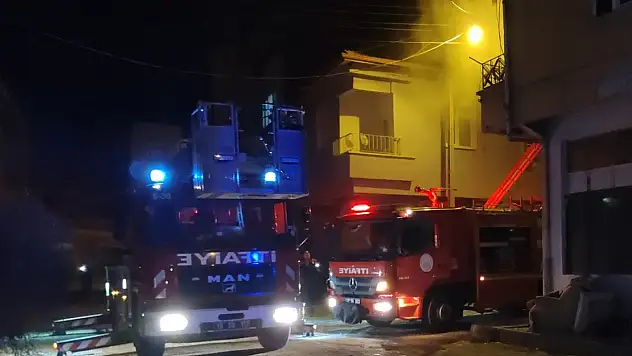 Çorum'da çıkan yangında 10 kişi dumandan etkilendi