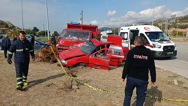 Çorum'da kamyonetle otomobil çarpıştı: 1 ölü
