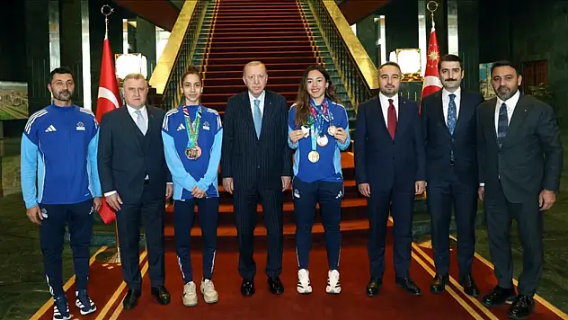 Cumhurbaşkanı Erdoğan'dan İLBANK'lı tekvandoculara kabul