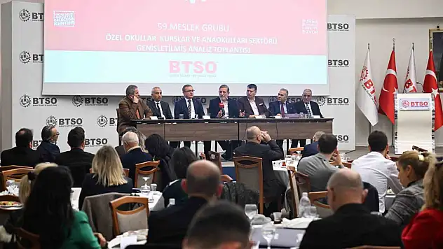 Eğitimde Yeni Dönem Arayışı: BTSO'dan 'Geleceği Şekillendirecek İş Modelleri' Vurgusu