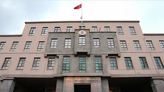 Enkazda son şehit naaşına ulaşıldı