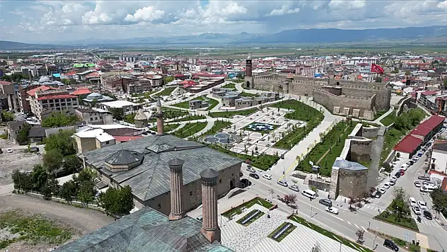 Erzurum, yaz aylarında da turistlerin rotasında
